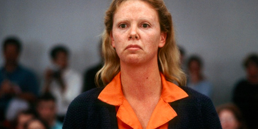 Charlize Theron nei panni della serial killer Aileen Wuornos - nerdface