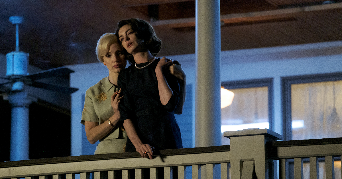 anne hathaway e jessica chastain in mothers instinct - nerdface