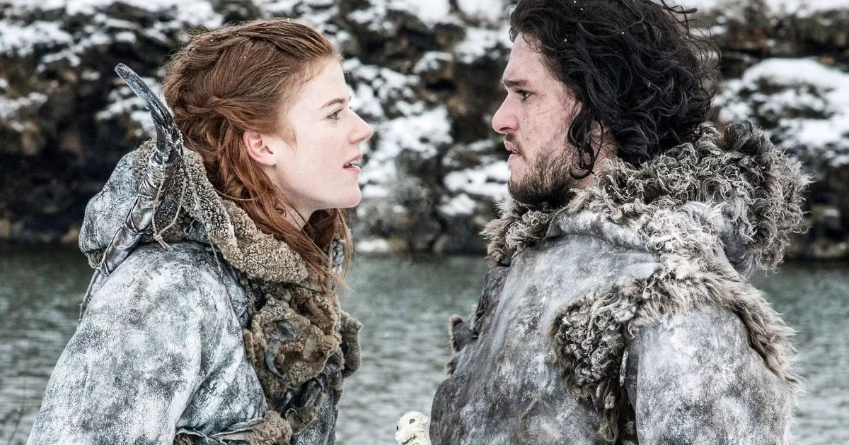 kit harington è jon snow in game of thrones insieme a rose leslie - nerdface